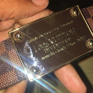 Louis Vuitton men’s belt